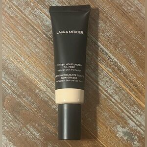 LAURA MERCIER Tinted Moisturizer Oil Free - 0W1 Pearl - Full Size